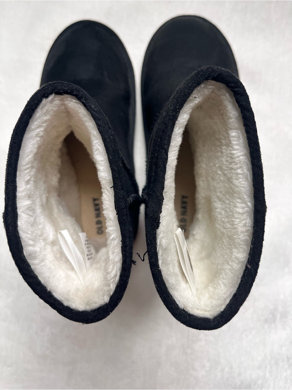 Old Navy Black Kids Fleece-Lined Faux-Suede Boots size 11 - Picture 5 of 6